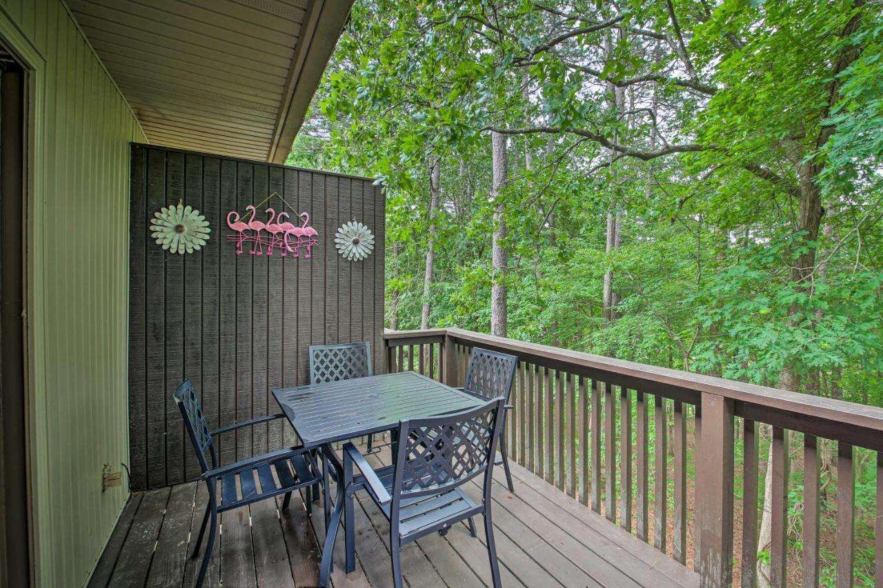 Hot Springs Village Retreat With Deck 3 Mi To Golf! Екстер'єр фото